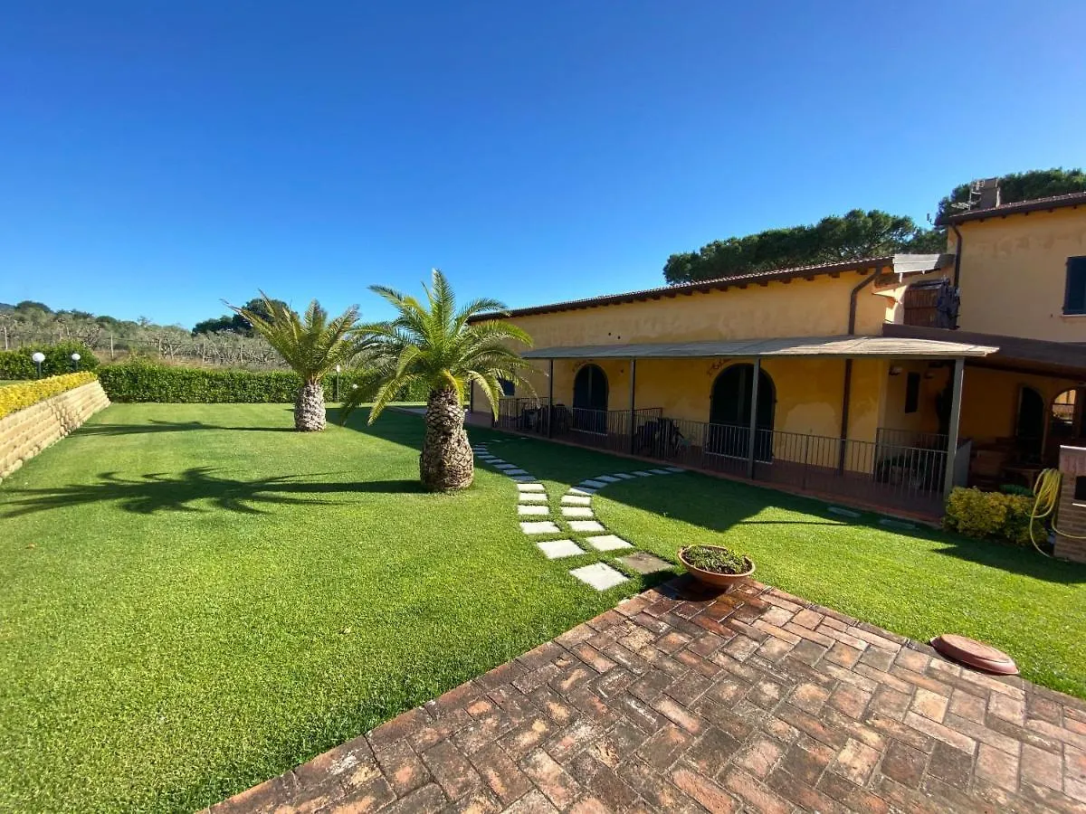 Country house Borgo Bernabei Guest House Buriano